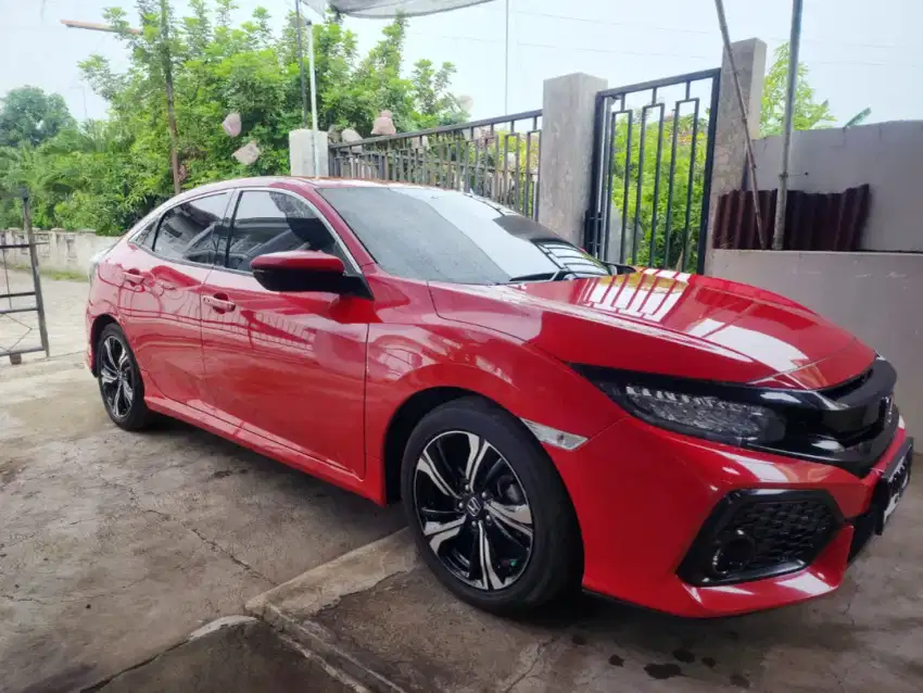 Honda Civic Hatchback E 2019 AT