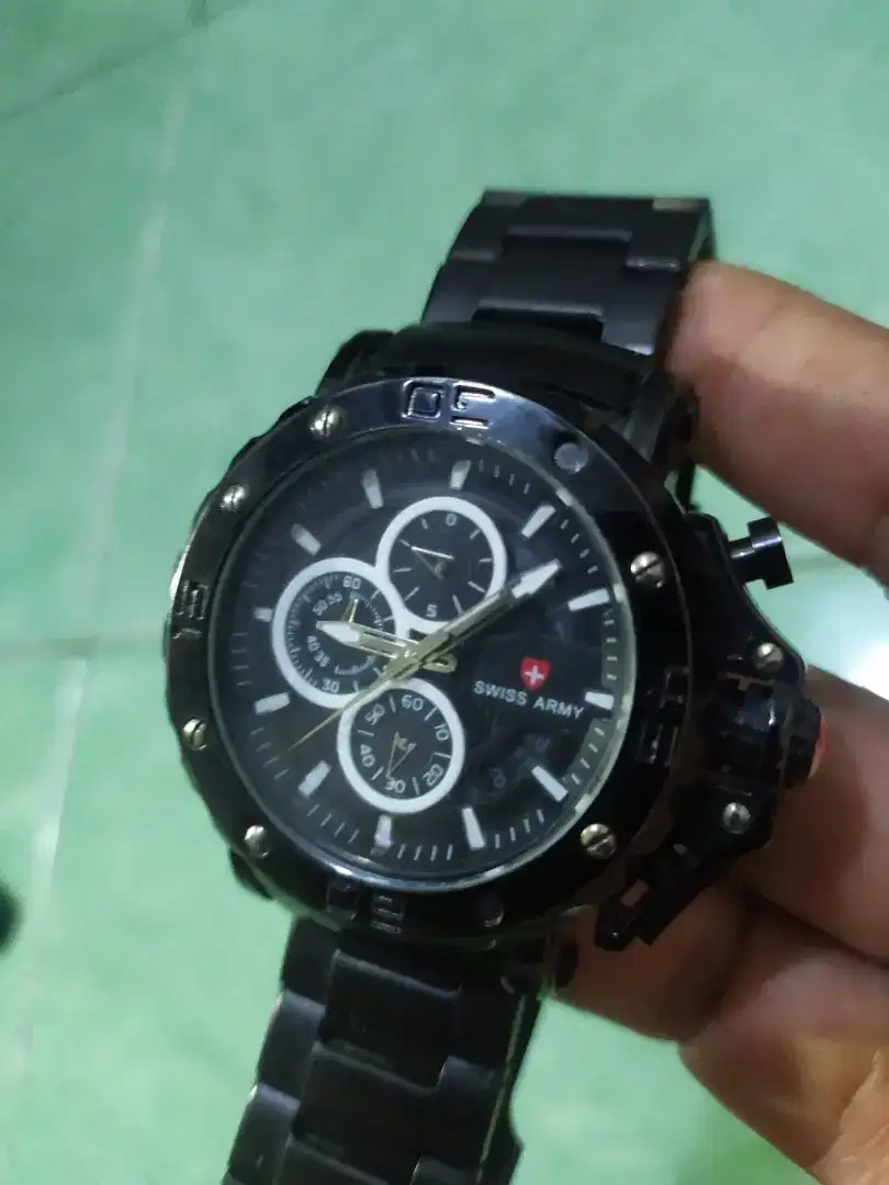 Jam tangan Swiss army water proof kondisi masih ok