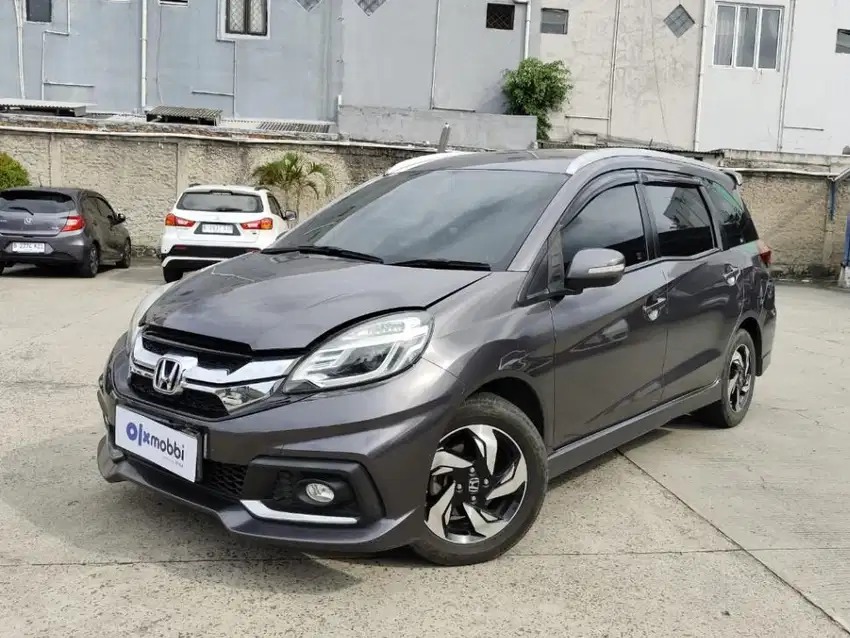 Pajak Panjang - Honda Mobilio 1.5 RS-MT 2015 Abu-Abu (UYM)