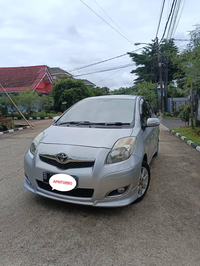 YARIS 1.5 S LIMITED MATIC 2010 KM ANTIK SILVER