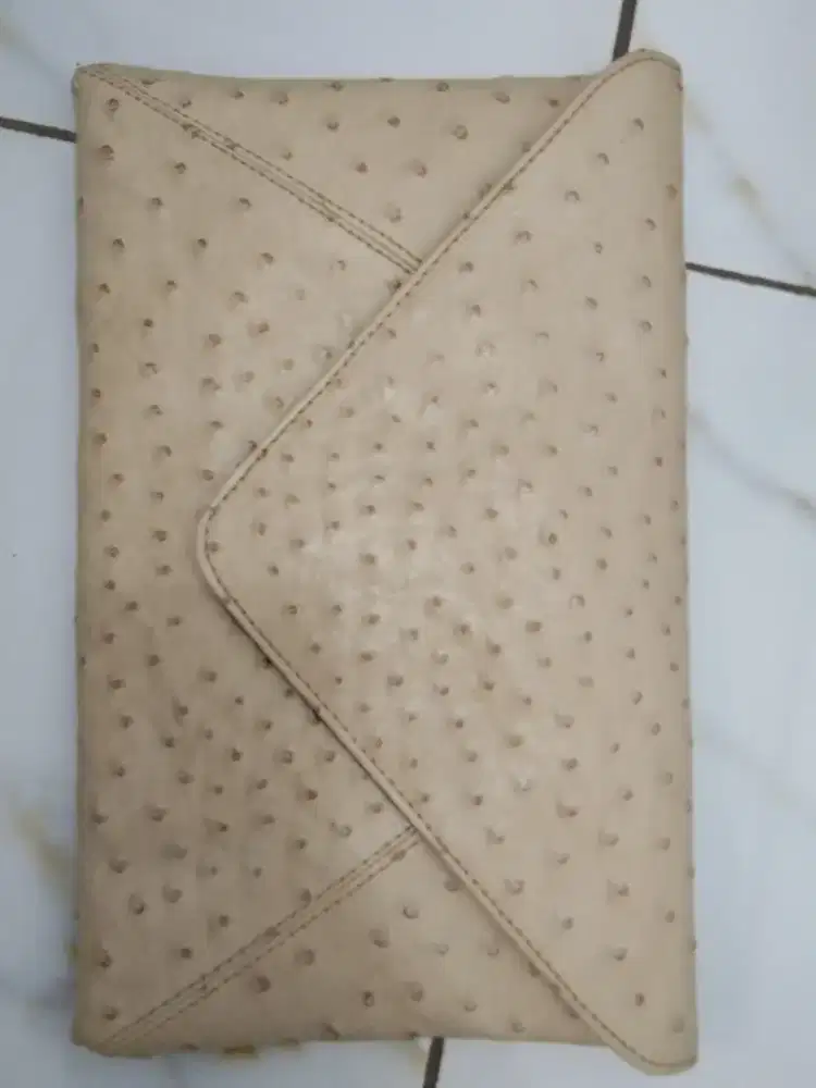 Prelove tas tangan kulit burung