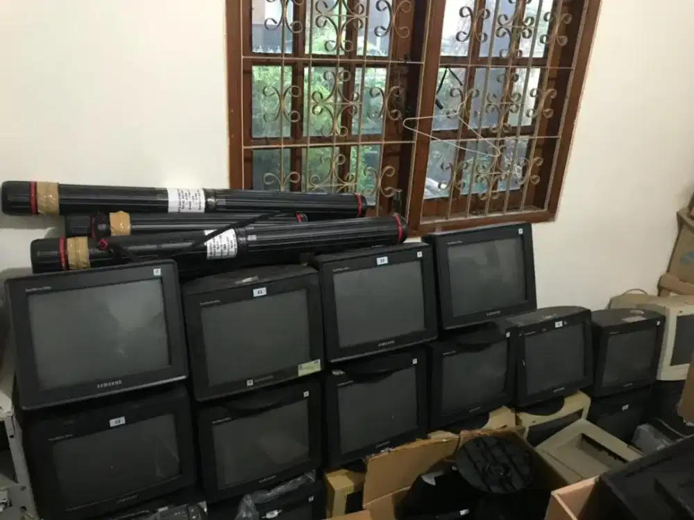 MENERIMA JUAL BELI KOMPUTER BEKAS EX LELANGAN KANTOR  BORONGAN