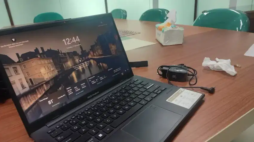 Asus Vivobook 14 Go