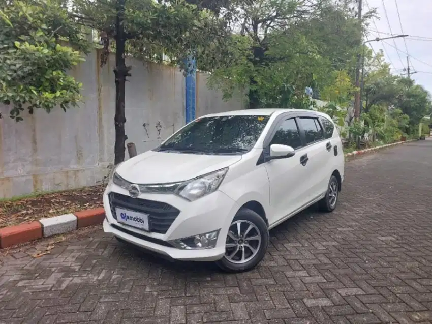 LOW KM Daihatsu Sigra 1.2 R Bensin-MT 2019 Putih LRJ