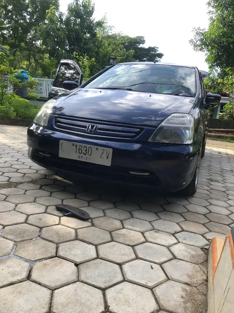 Honda stream 1,7A/T