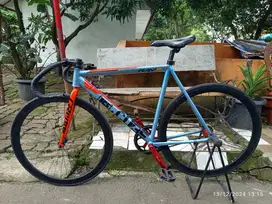 SEPEDA FIXIE MODERN