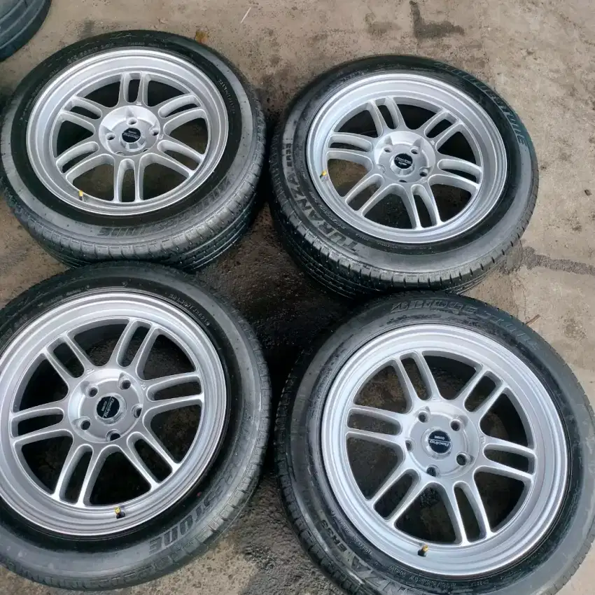 Velg Enkei rpf1 ring 17x8 5x114,3 ET 40 ban Bridgestone 215/55 R17