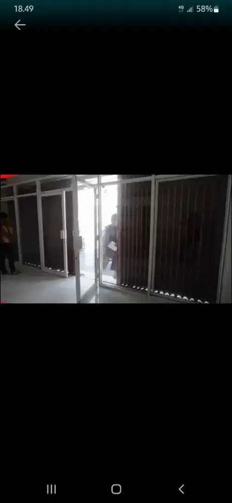 Kusen aluminium dan kaca