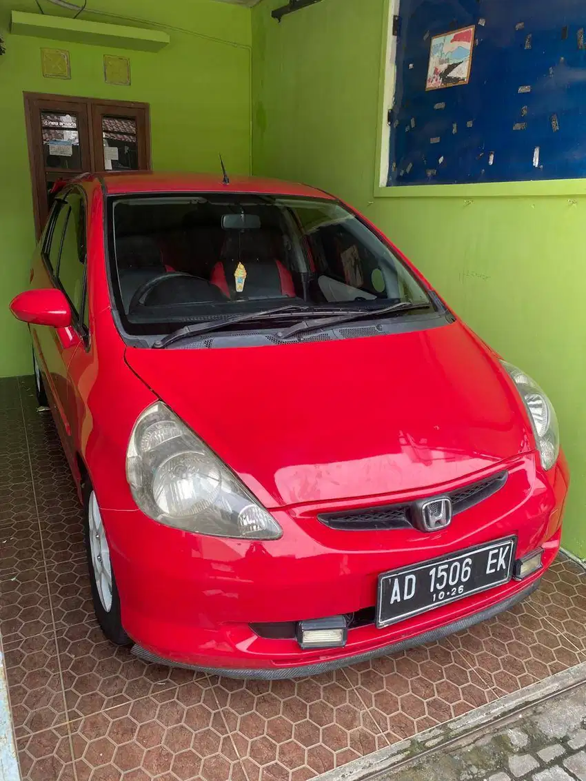 Jazz 2004 Idsi Matic km 10rb per tahun