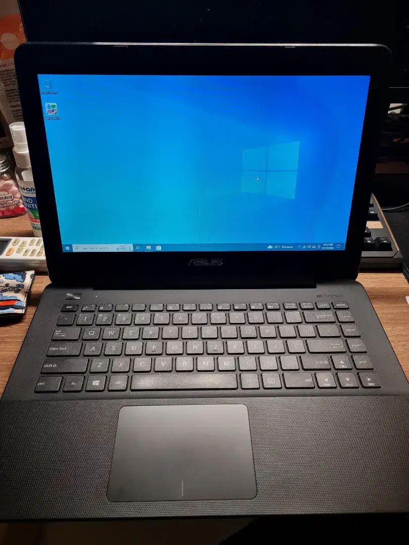 Laptop asus X454Y