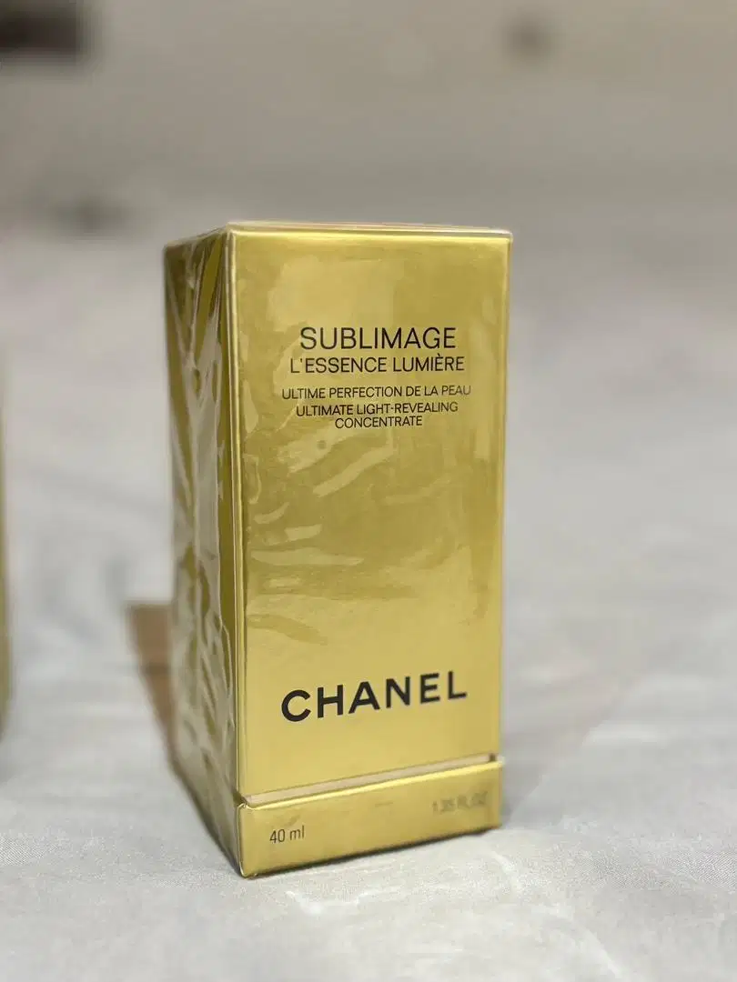 Serum Chanel Sublimage L’essence Lumiere