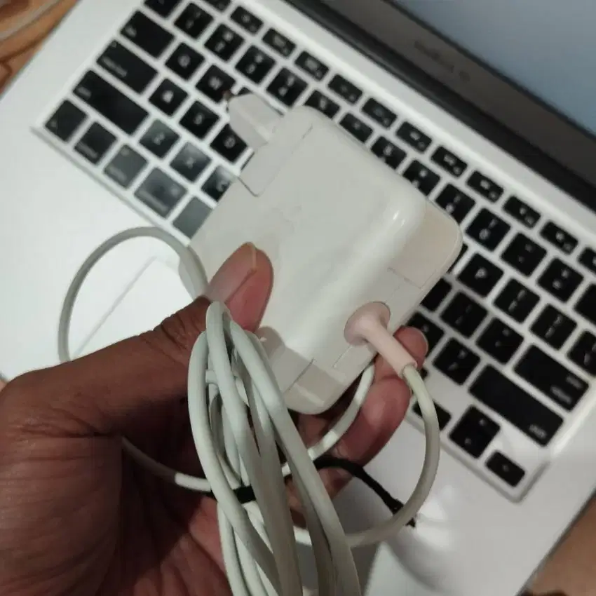 Charger Ori Macbook MagSafe 2 45w 60w 85w Original Second 100%