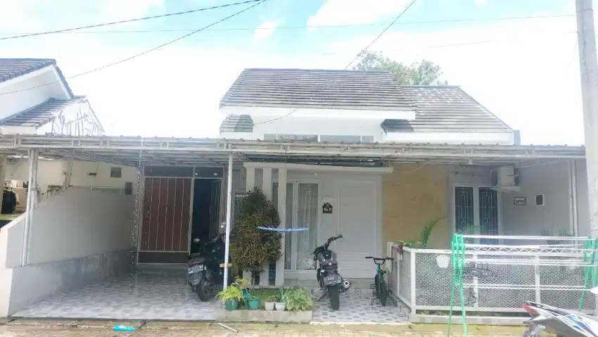 Di kontrakan rumah siap huni