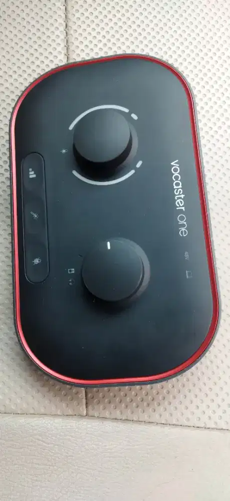 Audio Interface Focusrite Vocaster One / sound card