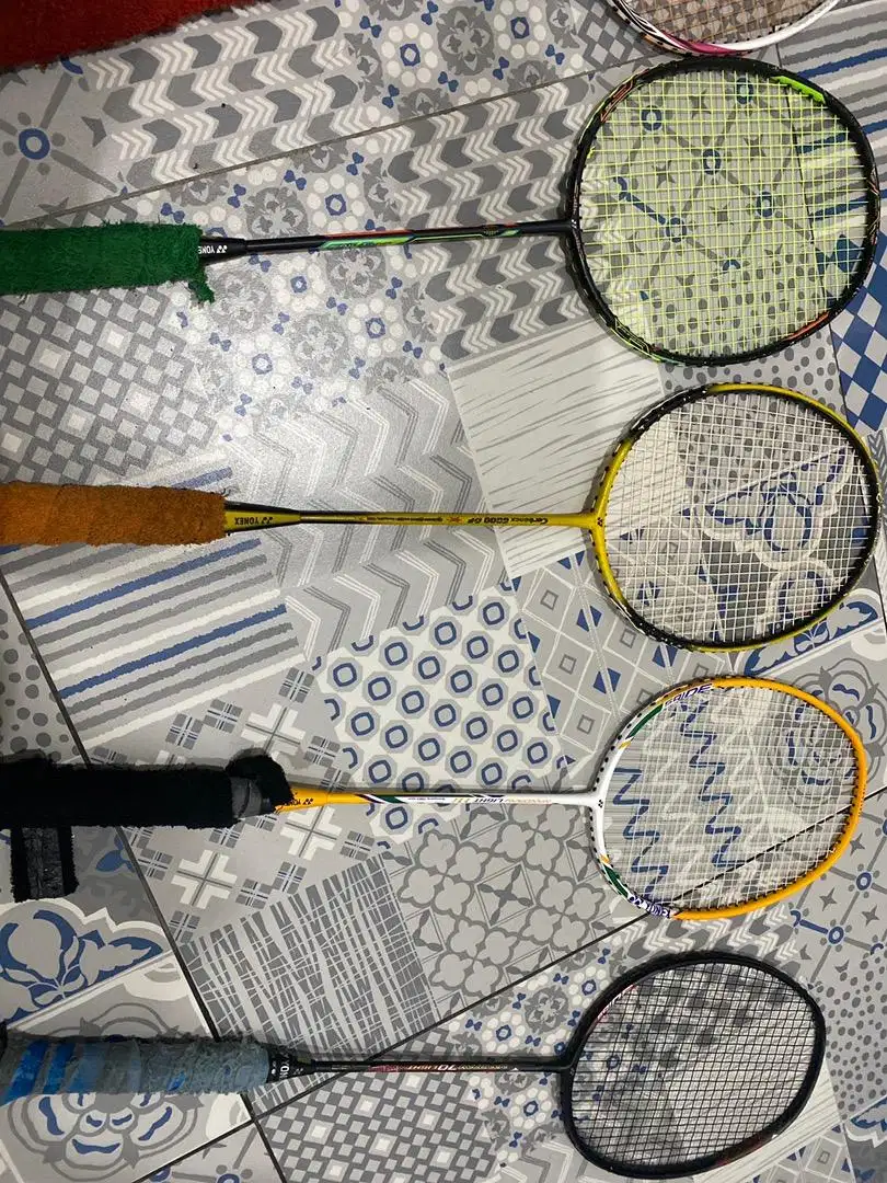 Raket merk yonex asli