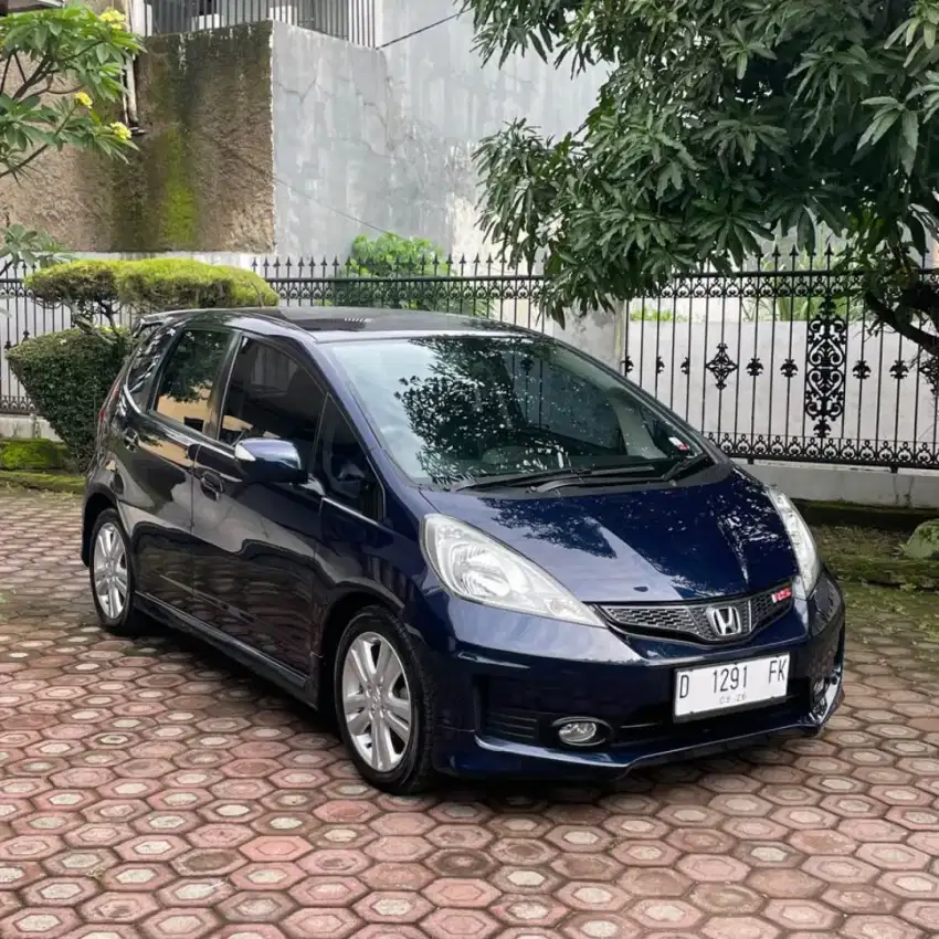 Honda JAZZ GE8 2011 RS A/T Facelift