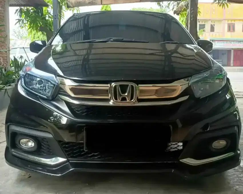 Mobil Honda Brio 2016