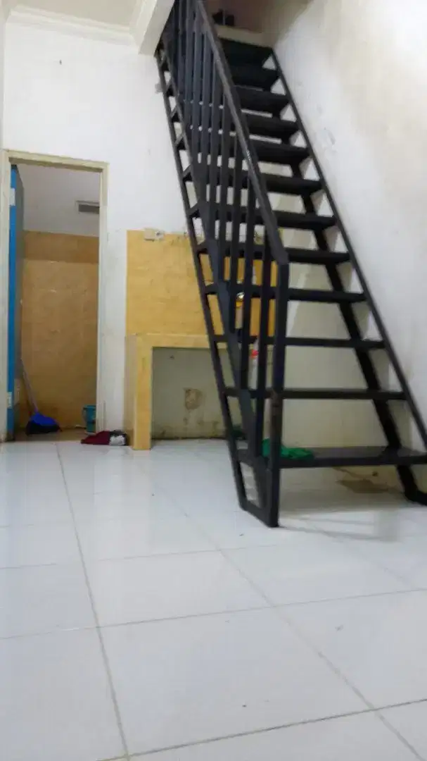 Rumah di jual di jakarta Barat