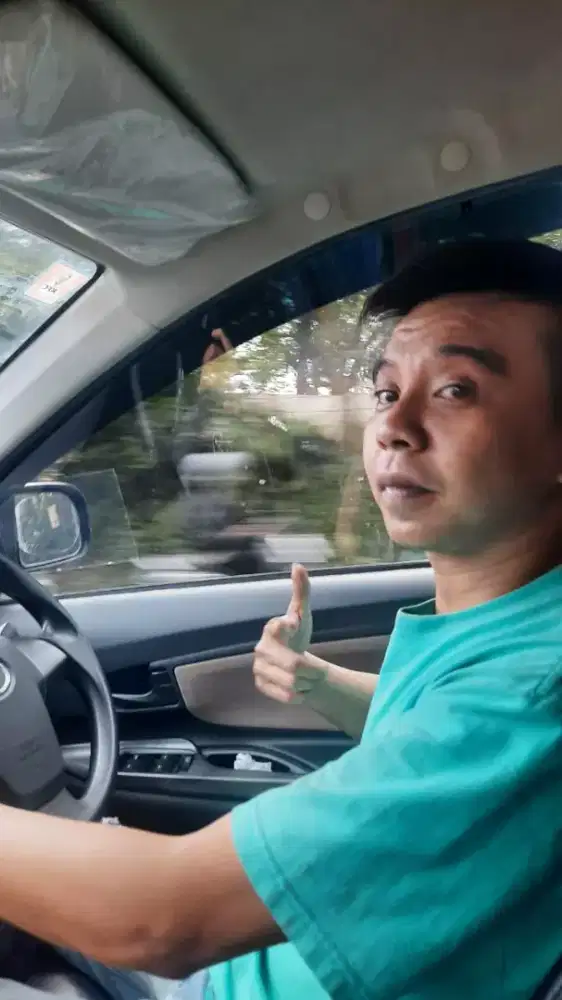 Saya mencari pekerjaan supir/supir pribadi