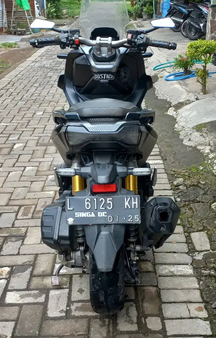 Jual Honda ADV nopol L pajak mati 2023 bln Januari