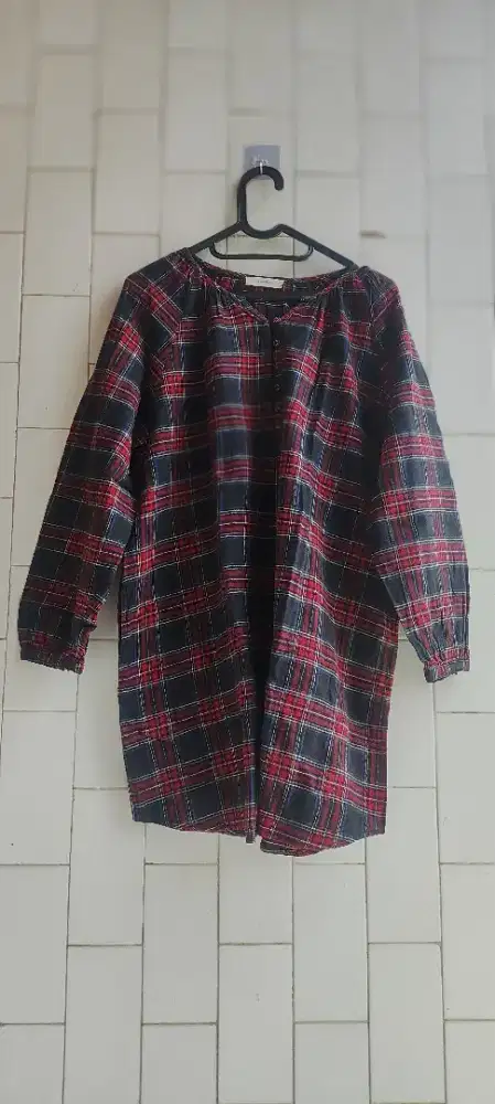 Atasan tunik wanita bahan flanel