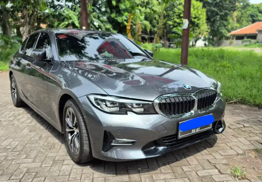 BMW 320i G20 Sport Reg 2022 Istimewa