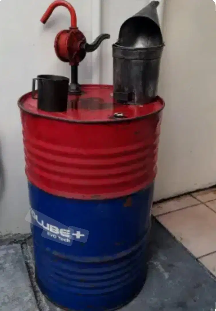 Pompa oil drum bekas