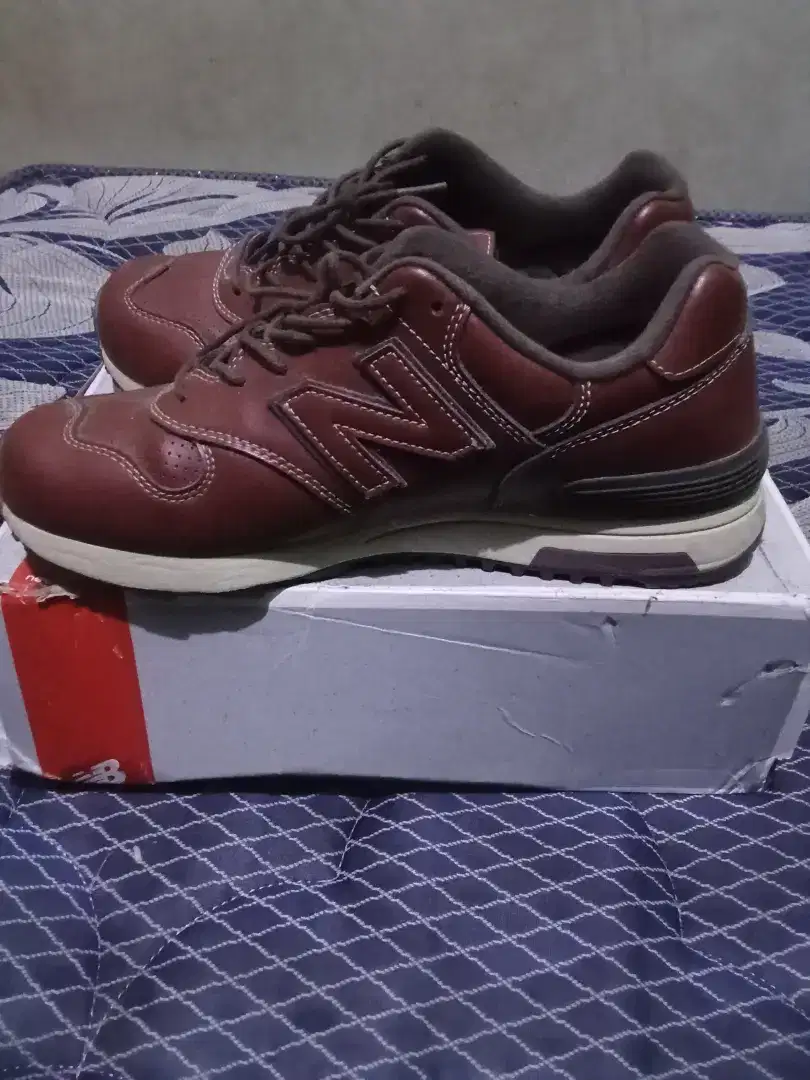 Sepatu new balance 1400