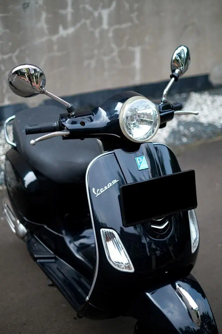 PIAGGIO VESPA METIC LX 125 IGET 2019 ( TERMURAH ) ( BERGARANSI )