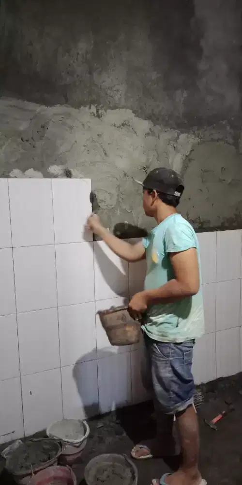 Jasa tukang keramik & cat tembok