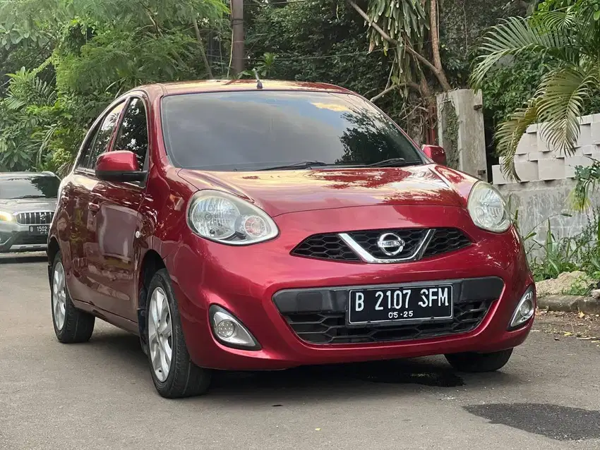 Nissan March L 1.2 AT 2015 Facelift Merah