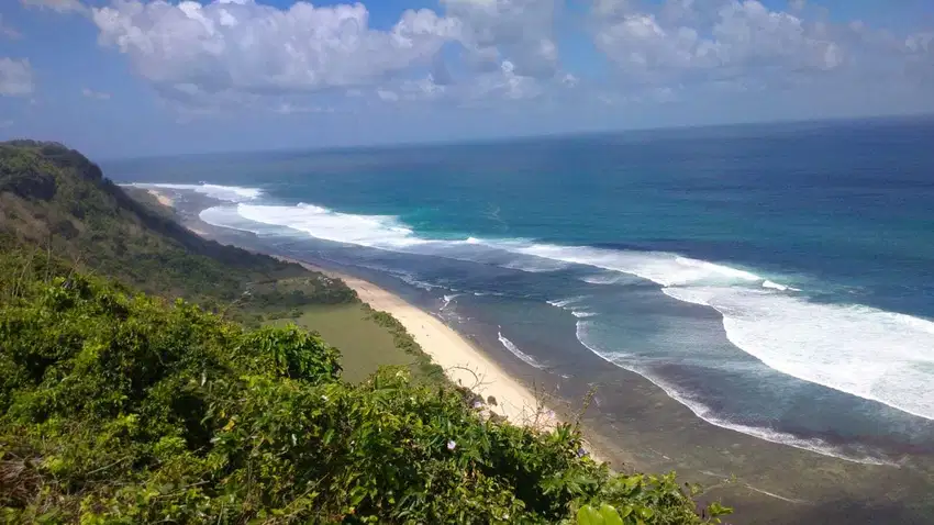 TANAH DAN VILA DI TEBING ULUWATU