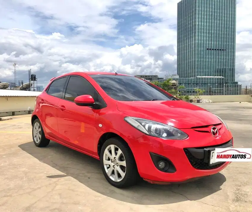 Mazda 2 V Tahun 2013 Automatic Merah Metalik