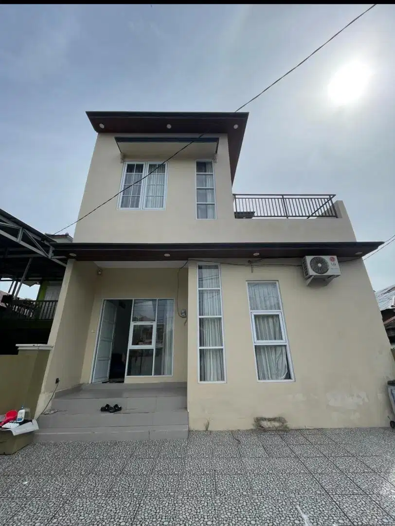 Dijual Rumah tengah kota, tingkat 2