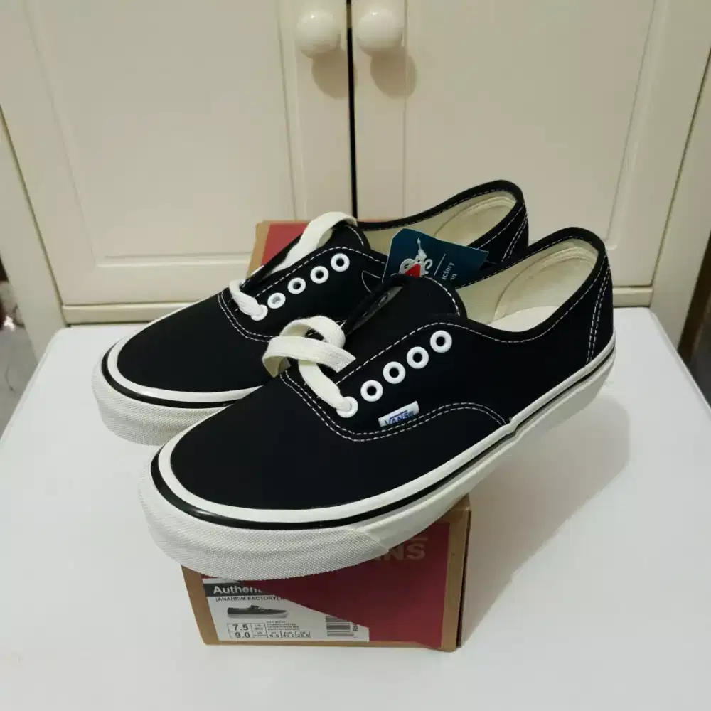 Sepatu Vans Jual Keperluan Pribadi Terbaru di Indonesia OLX .id