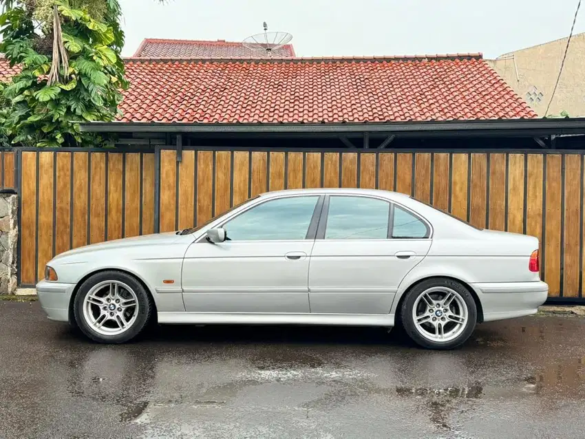 BMW E39 520i Gress Super Istimewa