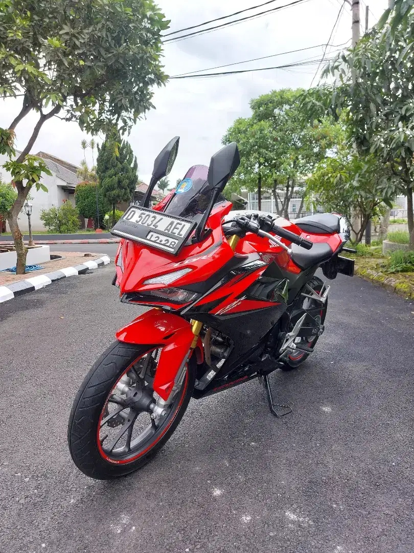 HONDA CBR 150 R STANDARD TAHUN 2023 ISTIMEWAH