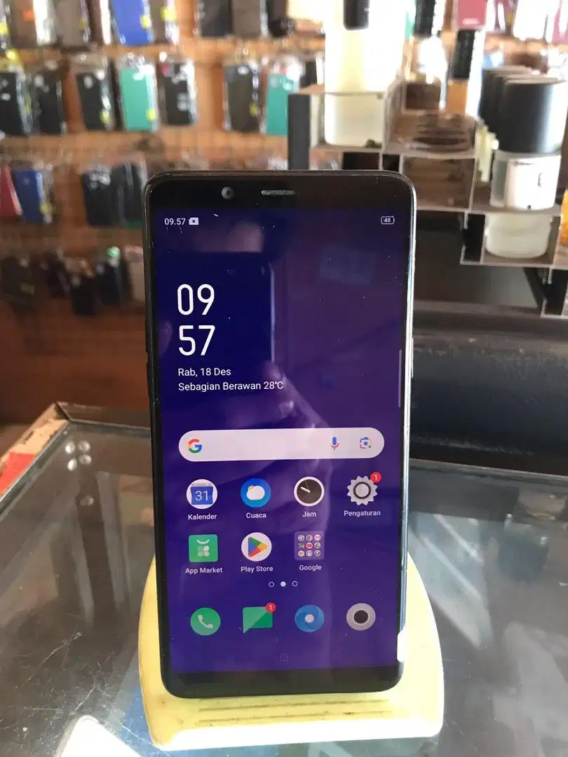 Oppo F7 youth ram 4/64 cek aja sepuasnya ditoko,hp+cas,harga pas