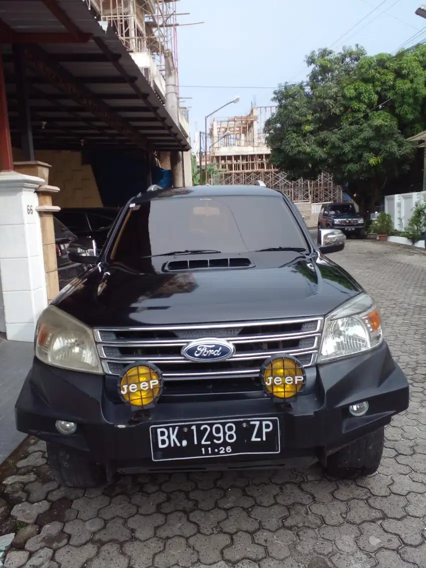 FORD EVEREST 2.5L 10 SMT MANUAL 4X4 2012 (DIESEL) ( PAJAK PANJANG)