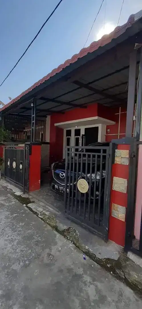 Dijual 1 unit Rumah komplek