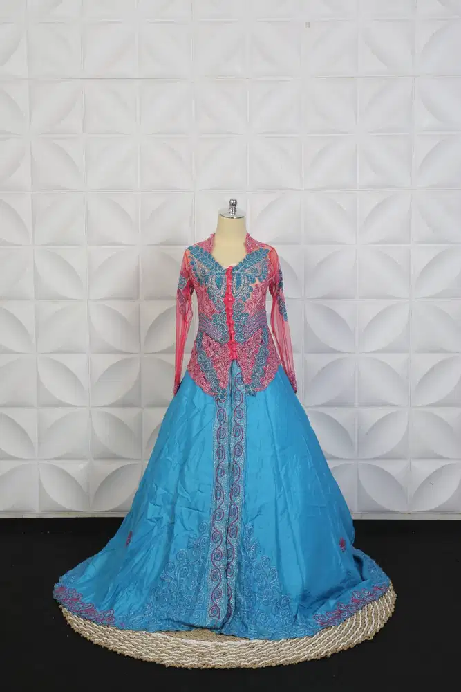 KEBAYA PENGANTIN / PESTA