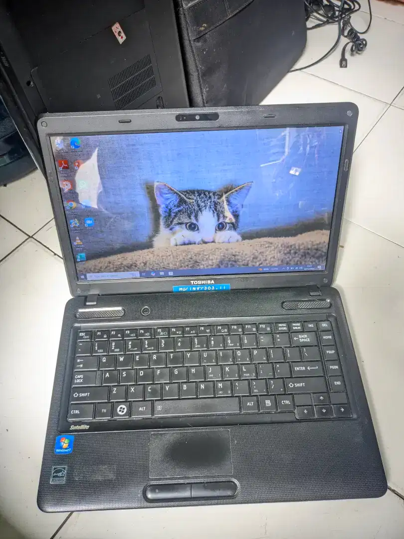 Laptop Toshiba Core i3 Ram 4 Gb