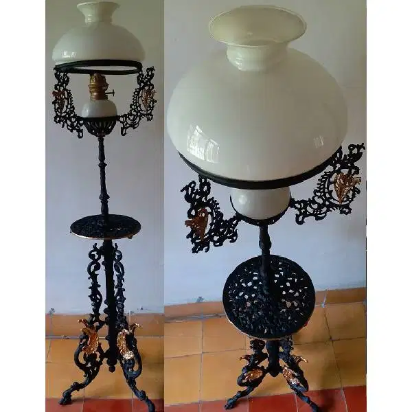 Antik Art Decco Lampu lantai kuno bahan besi solid dan kristal porcela