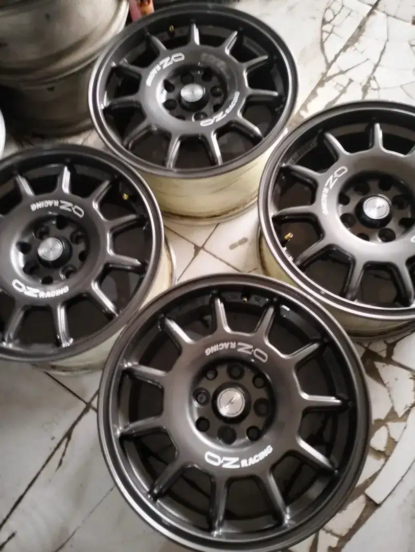 DIJUAL VELG OZ RACING R15