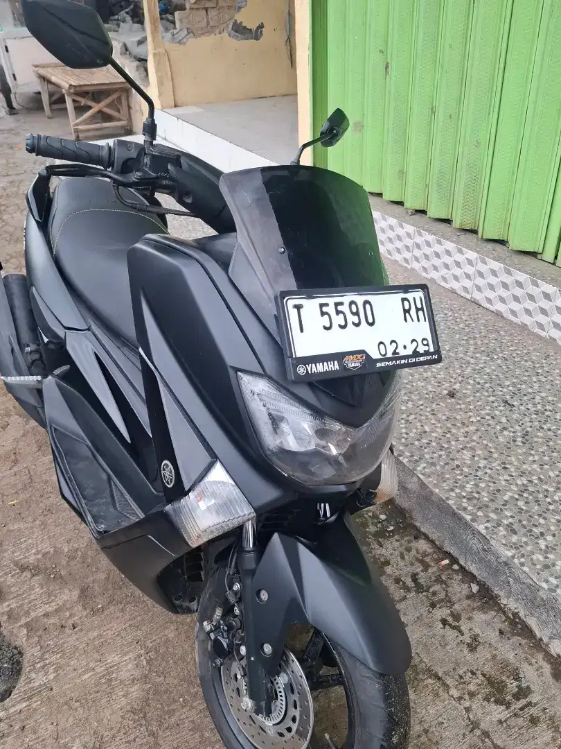 Yamaha Nmax hitam doff