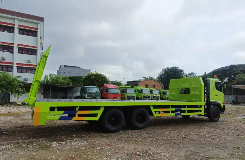 HINO LOHAN FM260JW LONG SELF LOADER 6X4 TRONTON ISTIMEWA SEKALI