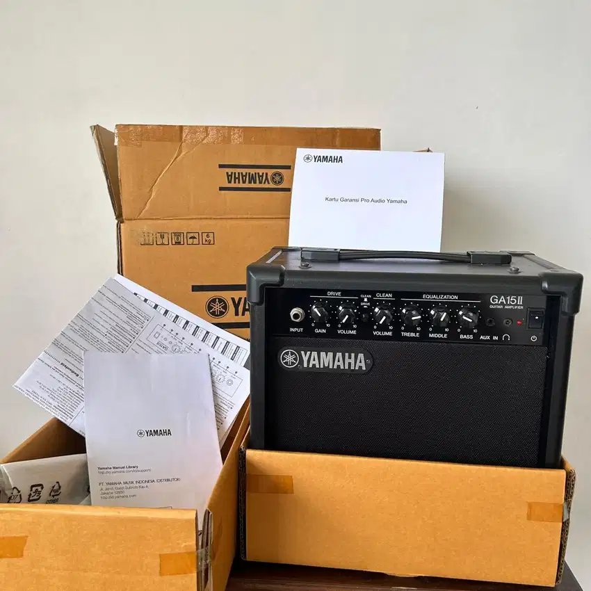 Ampli Gitar Yamaha GA15II amplifier like new