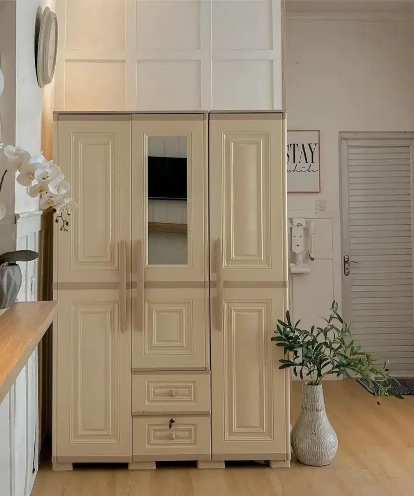 Meja belajar karakter