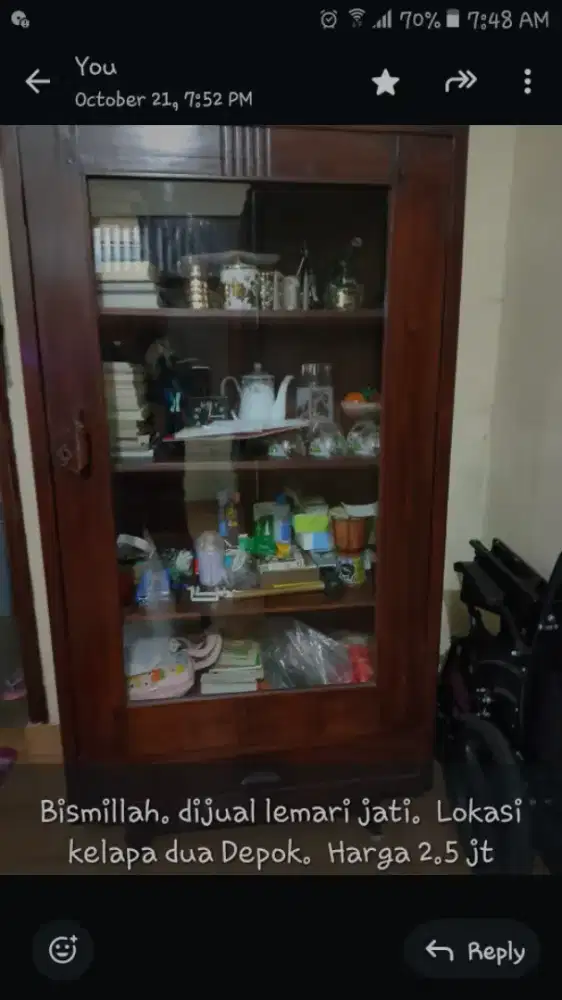 Bismillah dijual lemari jati. Kondisi ok