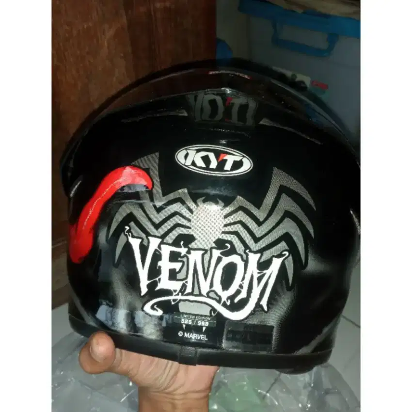 Helm KYT TT course venom